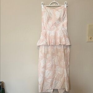 Vintage Union Made Elegant Pink and White Floral Dress